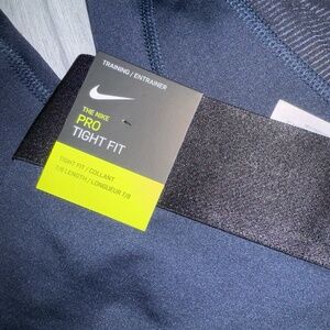 NWT Womens Nike Pro Warm